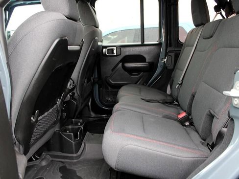 Used 2024 Jeep Wrangler Unlimited Rubicon w/ XTREMEE 35" Tire Package image 34