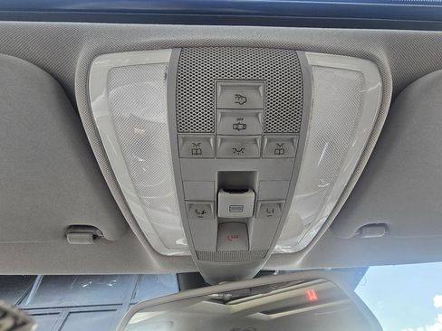 Used 2013 Mercedes-Benz GLK 250 BlueTEC 4MATIC image 34