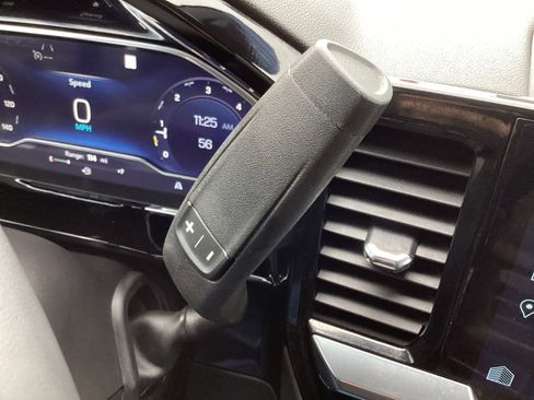 Used 2023 Chevrolet Silverado 1500 LT image 26