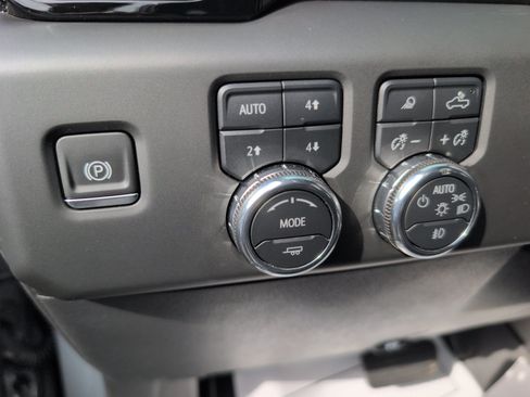 Used 2024 GMC Sierra 1500 AT4X AWD/4WD image 30