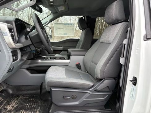 New 2026 Ford F550 4x4 Supercab Super Duty w/ XLT Value Package image 10