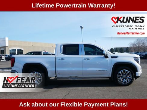 Used 2023 GMC Sierra 1500 Denali w/ Denali Reserve Package AWD/4WD image 11