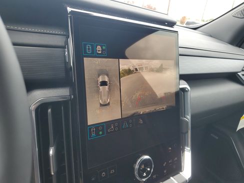 New 2026 GMC Acadia Elevation w/ Elevation Premium Package image 27