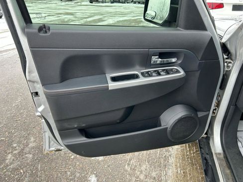 Used 2011 Jeep Liberty 70th Anniversary image 14