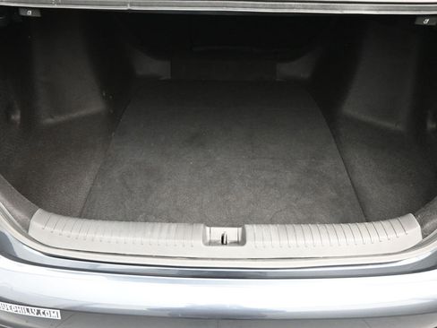 Used 2023 Honda Accord EX image 14