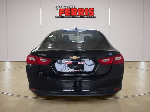 Used 2016 Chevrolet Malibu Hybrid w/ Leather Package FWD image 4