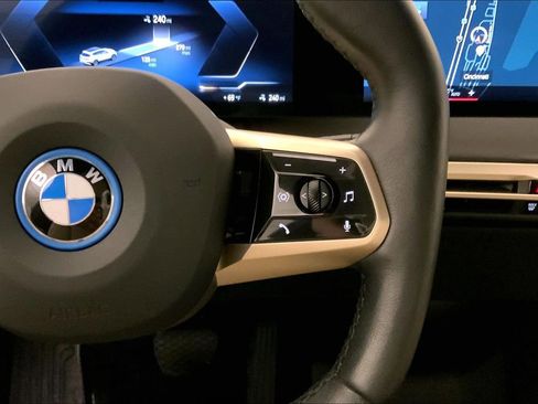 Certified 2023 BMW iX xDrive50 w/ Premium Package AWD/4WD image 19