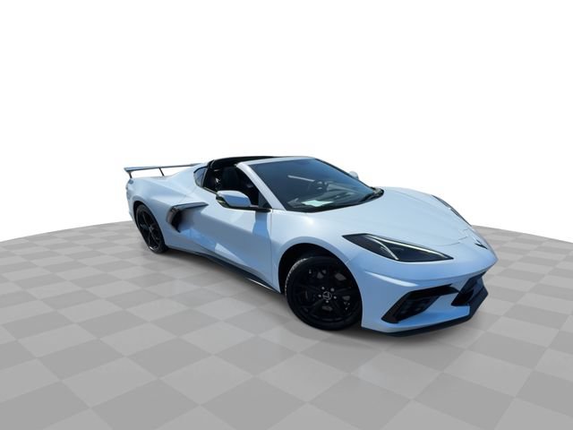 Used 2021 Chevrolet Corvette Stingray Premium Cpe w/ Z51 Performance Package RWD image 2