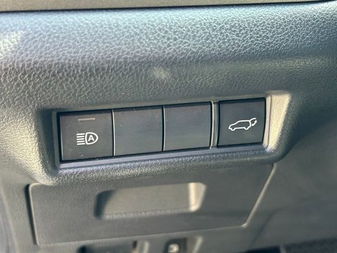 Used 2025 Toyota Grand Highlander FWD image 28