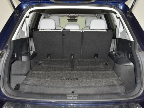 Used 2023 Volkswagen Tiguan SE FWD image 31
