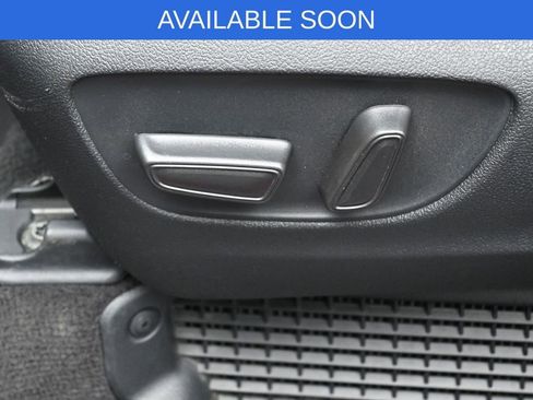 Used 2022 Toyota Sienna LE FWD image 10