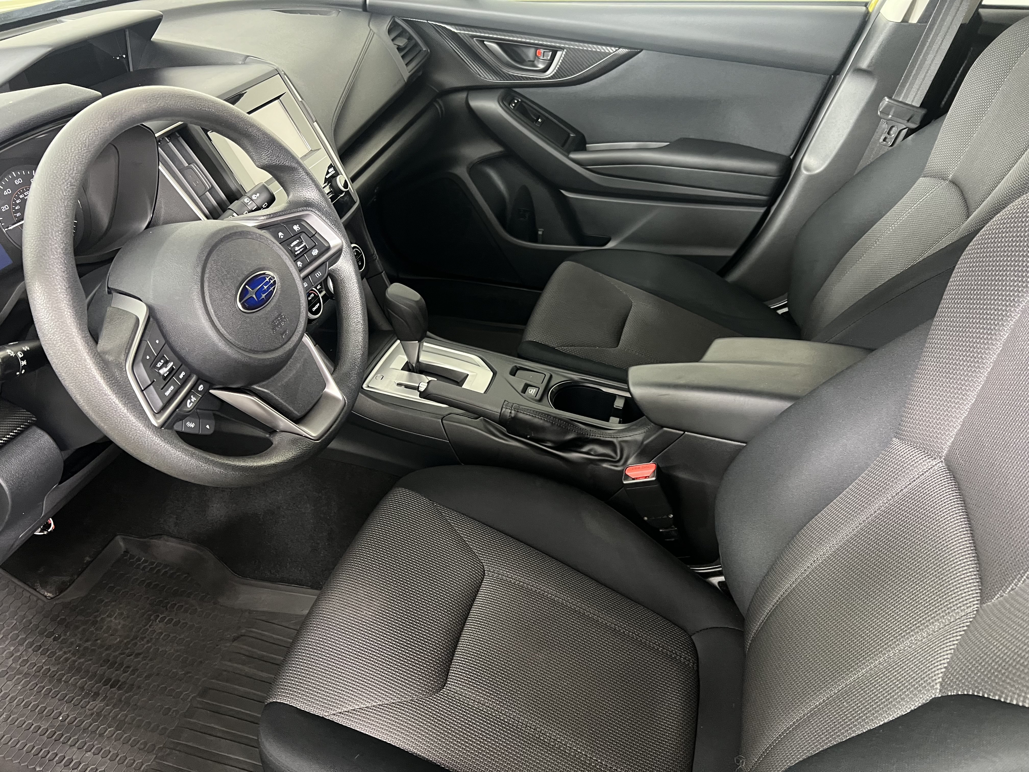 Used 2021 Subaru Crosstrek 2.0i AWD/4WD image 4