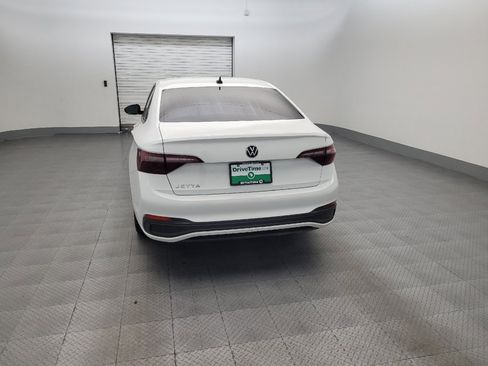 Used 2023 Volkswagen Jetta Sport FWD image 6