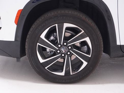 Used 2025 Buick Enclave Sport Touring w/ Power Package image 13