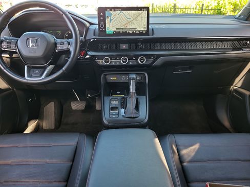 Used 2025 Honda CR-V Sport Touring image 16