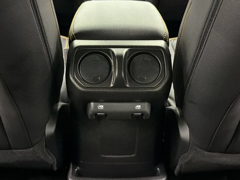 Used 2024 Jeep Wrangler Unlimited AWD/4WD image 46