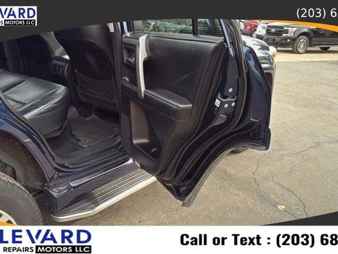 Used 2014 Toyota 4Runner Limited image 36