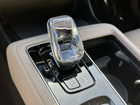 Certified 2026 Volvo XC90 B6 Ultra image 14