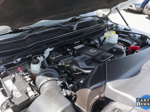 Used 2022 RAM 5500 Tradesman w/ Chrome Appearance Group image 11