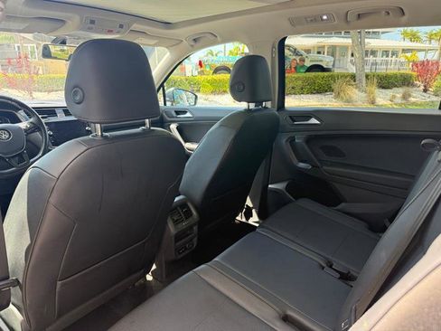 Used 2019 Volkswagen Tiguan SEL image 13