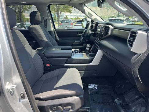 Used 2023 Toyota Sequoia SR5 AWD/4WD image 17
