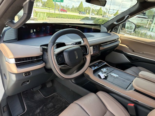 New 2027 Lincoln Navigator Black Label AWD/4WD image 12