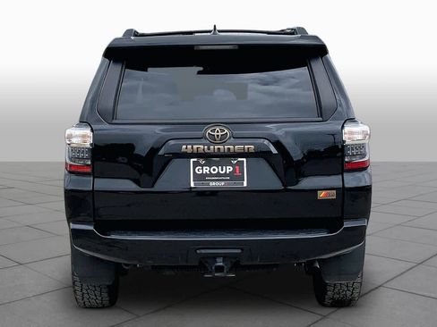 Used 2023 Toyota 4Runner 40th Anniversary SE AWD/4WD image 5