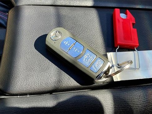 Used 2019 MAZDA MX-5 Miata RF Grand Touring image 28