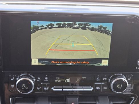 New 2026 Toyota Highlander Limited AWD/4WD image 15