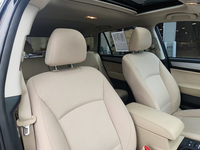 Used 2019 Subaru Outback 2.5i Premium AWD/4WD image 32