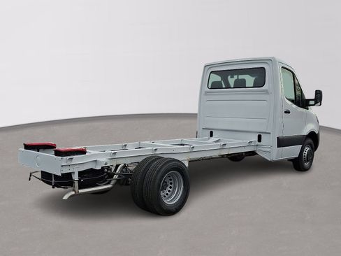 New 2026 Mercedes-Benz Sprinter 4500 image 4