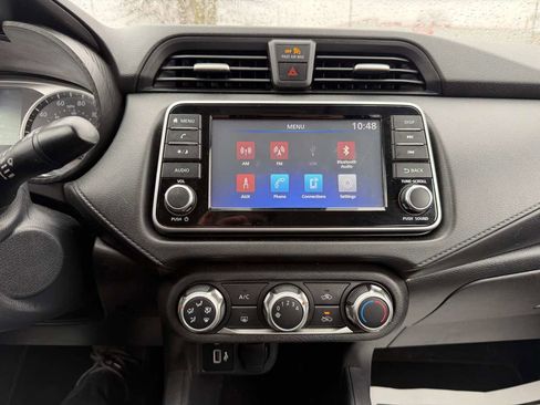 Used 2020 Nissan Versa S image 30