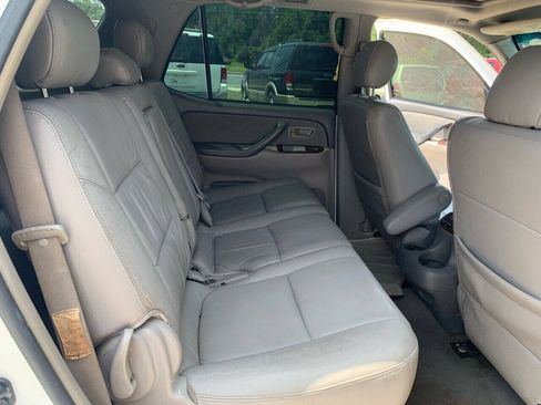 Used 2006 Toyota Sequoia SR5 RWD image 15
