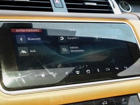 Used 2020 Land Rover Range Rover Sport SVR AWD/4WD image 34