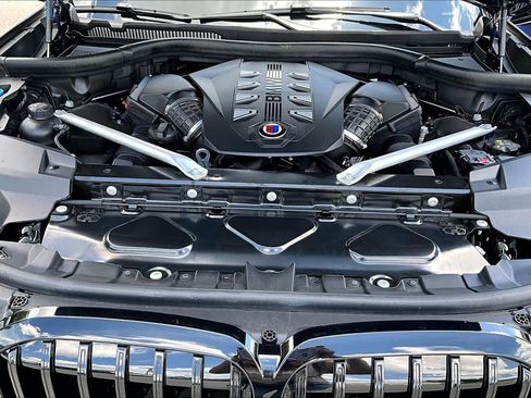 Certified 2024 BMW ALPINA XB7 AWD/4WD image 34