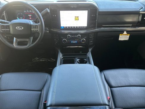 New 2026 Ford F250 Lariat w/ Black Appearance Package AWD/4WD image 13