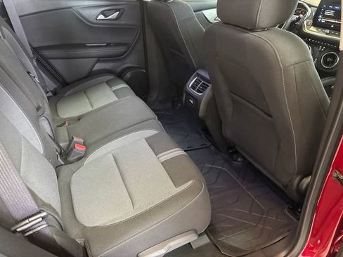 Used 2024 Chevrolet Blazer LT w/ Convenience Package FWD image 15