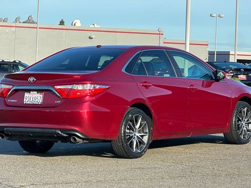 Used 2015 Toyota Camry XSE w/ Advanced Technology Package image 2