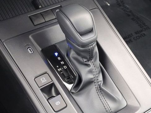 New 2026 Toyota Corolla Cross L image 19