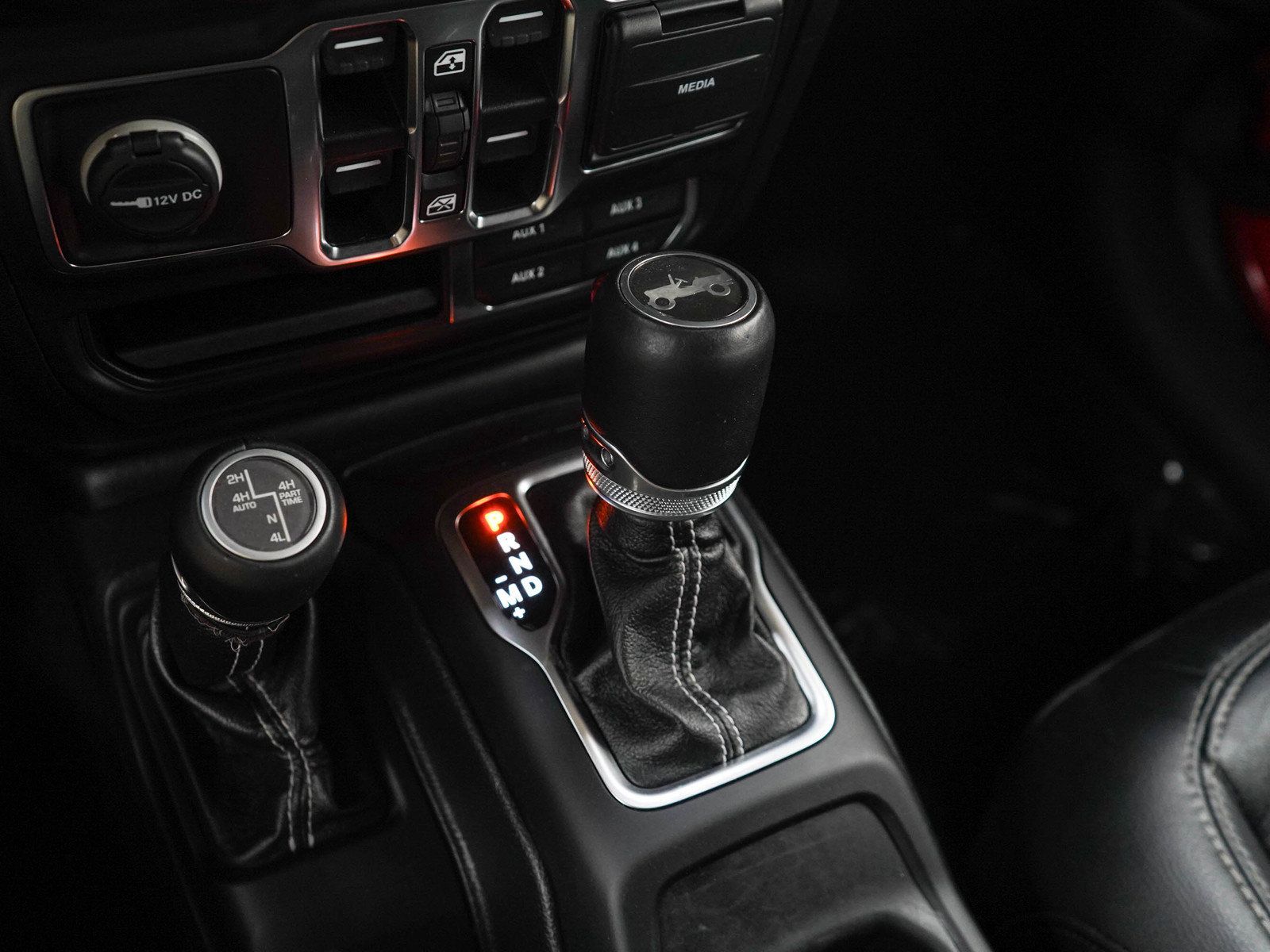Used 2020 Jeep Wrangler Unlimited Sahara AWD/4WD image 23
