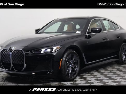 New 2026 BMW i4 eDrive40 w/ Parking Assistance Package RWD image 1