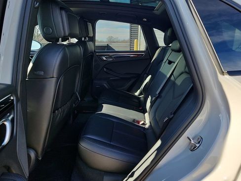 New 2026 Porsche Macan Turbo image 9