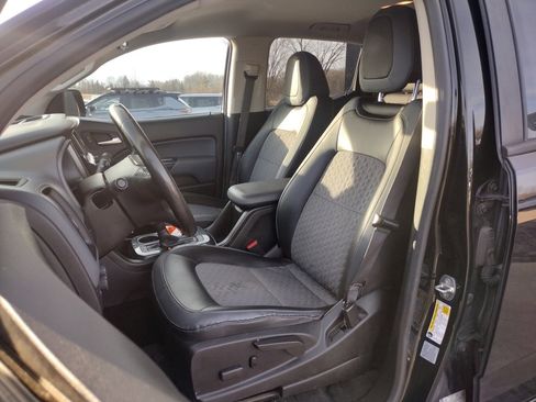 Used 2015 Chevrolet Colorado Z71 image 9