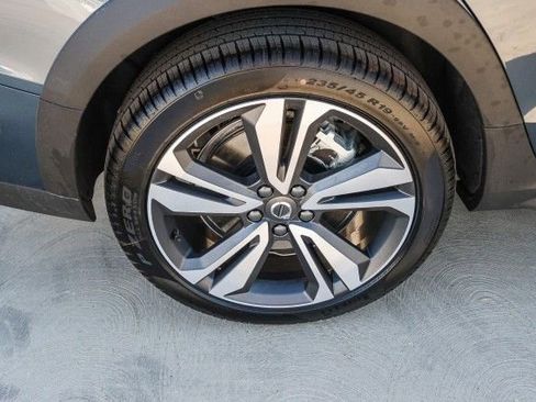 New 2026 Volvo V60 B5 Cross Country Plus w/ Climate Package image 8