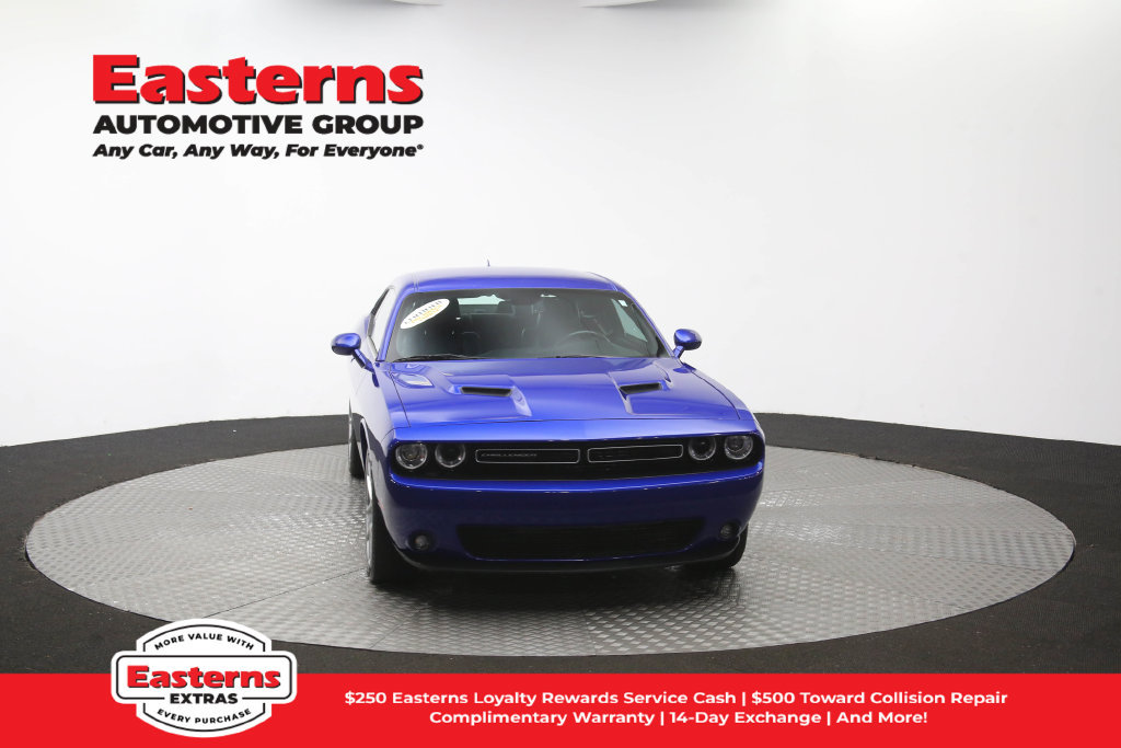 Used 2022 Dodge Challenger SXT w/ Plus Package RWD image 53