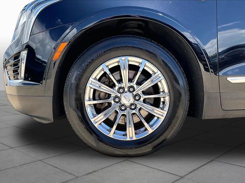 Used 2017 Cadillac XT5 FWD image 10