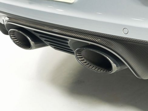 Used 2021 Porsche Cayenne GTS w/ Lightweight Sport Package image 55