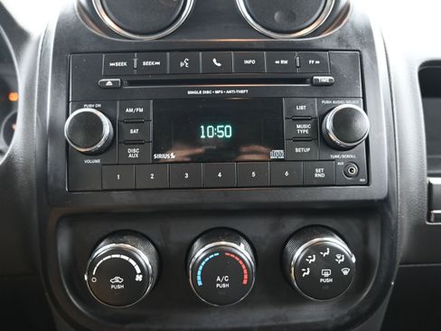 Used 2016 Jeep Patriot Sport AWD/4WD image 14