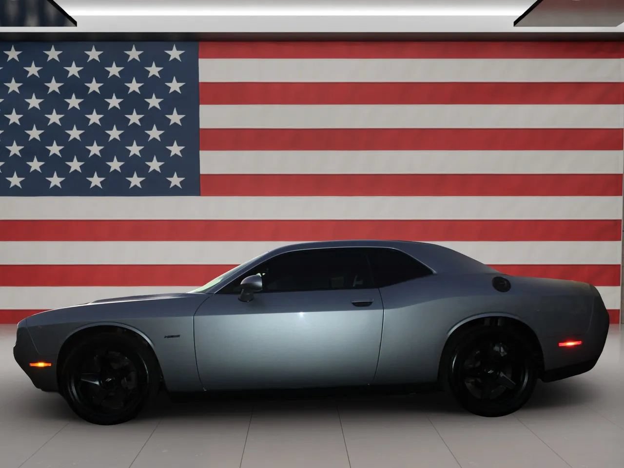 Used 2016 Dodge Challenger R/T Plus RWD image 3