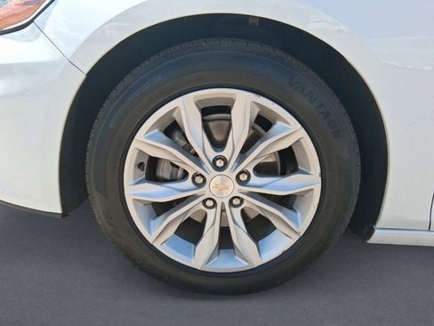 Used 2023 Chevrolet Malibu LT w/ Driver Confidence Package FWD image 14